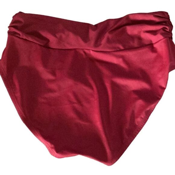 New. Miraclesuit Pompei Red twist front bikini bottoms. Size 12. Retail $89 - Picture 5 of 7